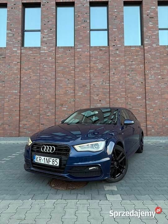 Granatowy Używany 2013 Audi A3 S-Line Hatchback | 46 900 zł (Dość drogi) - Obraz 1/4