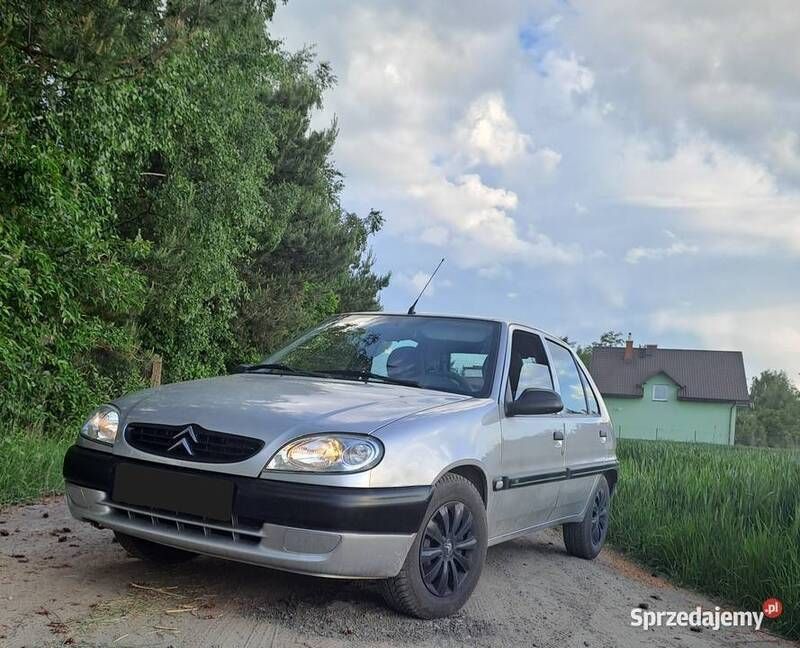Używany Citroën Saxo 2000 Srebrny Hatchback