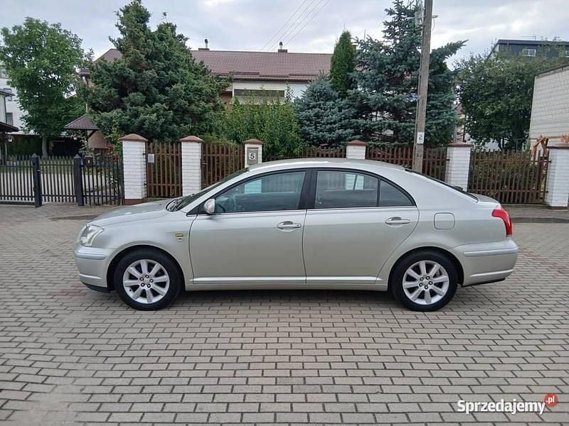 Używany 2005 Toyota Avensis Hatchback | 12 500 zł (Dość drogi) - Obraz 1/4
