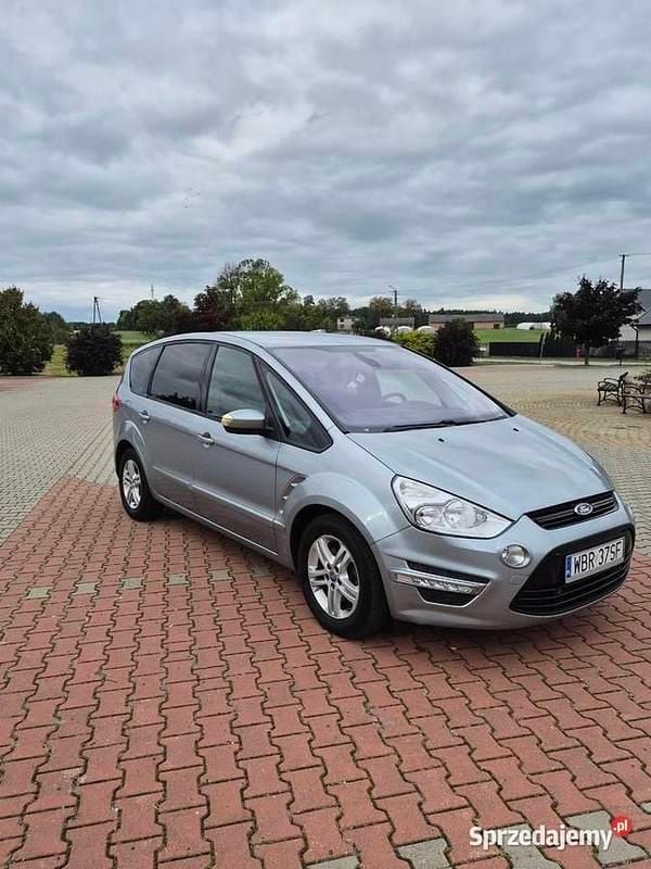 Używany Ford S-MAX S 2010 Minivan