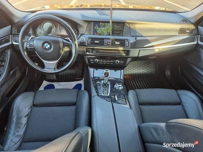 Używany BMW 520 184 KM (135 kW) 2012 Czarny Kombi