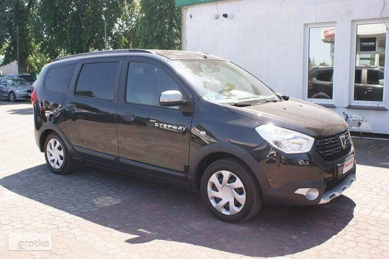 Czarny Używany 2019 Dacia Lodgy Stepway Minivan | 52 800 zł (Uczciwa cena) - Obraz 1/4
