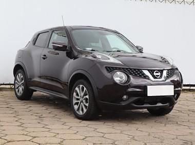 Czerwony Używany 2015 Nissan Juke SUV | 35 999 zł (Uczciwa cena) - Obraz 1/4