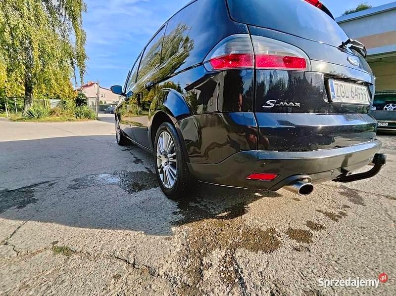 Używany Ford S-MAX 2007 Czarny Minivan