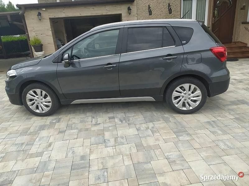 Używany 2019 Suzuki SX4 S-Cross | 55 000 zł (Uczciwa cena) - Obraz 1/4