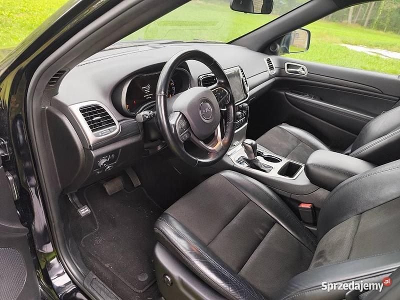 Używany Jeep Grand Cherokee Laredo 2021 Czarny SUV