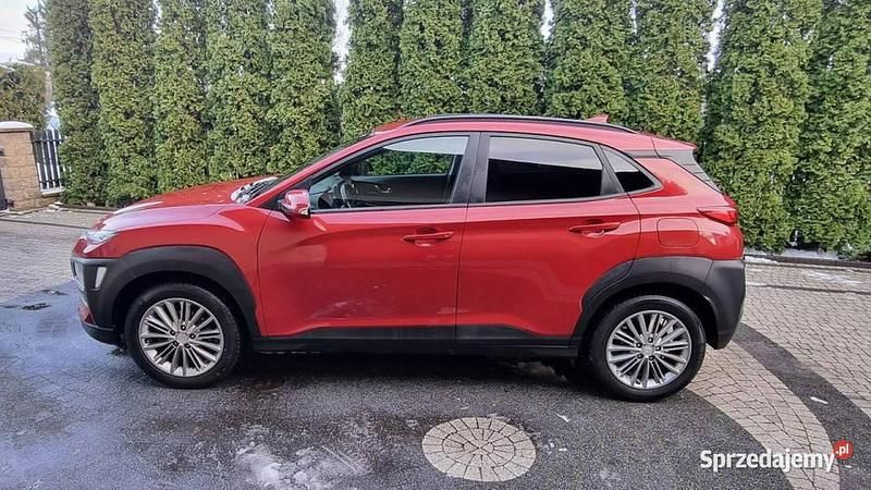 Używany Hyundai Kona 120 KM (88 kW) 2019 Bordowy (metalik) SUV
