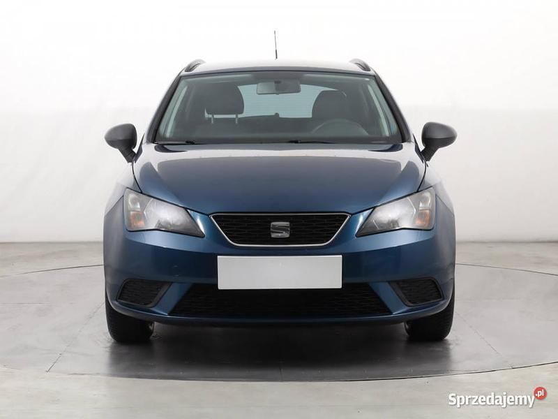 Niebieski Używany 2016 Seat Ibiza ST Kombi | 21 499 zł (Uczciwa cena) - Obraz 1/4