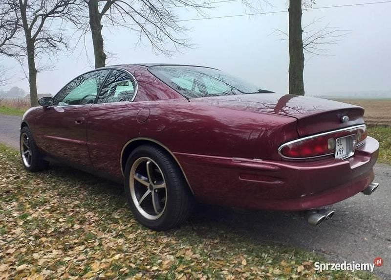 Używany Buick Riviera 1996 Coupe