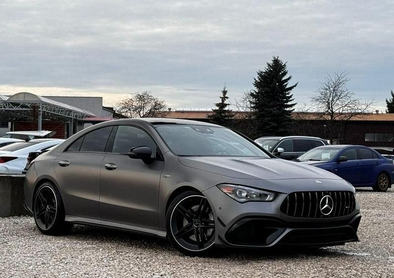 Szary Używany 2023 Mercedes CLA45 AMG AMG Sedan/Limuzyna | 249 900 zł - Obraz 1/4