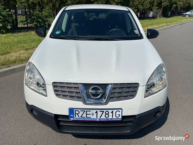 Biały Używany 2009 Nissan Qashqai SUV | 23 900 zł (Uczciwa cena) - Obraz 1/4