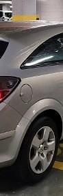 Używany Opel Astra GTC Sport 140 KM (102 kW) 2006 Beżowy Hatchback