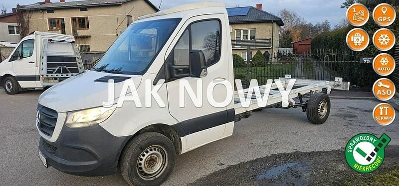 Biały (metalik) Używany 2022 Mercedes Sprinter Van | 105 000 zł (Dobra cena) - Obraz 1/4