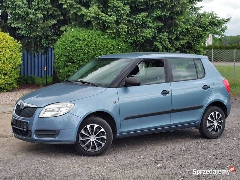 Używany Skoda Fabia 2009 Niebieski Hatchback