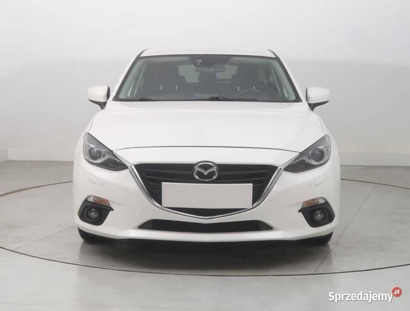 Biały Używany 2015 Mazda 3 Hatchback | 47 999 zł (Uczciwa cena) - Obraz 1/4