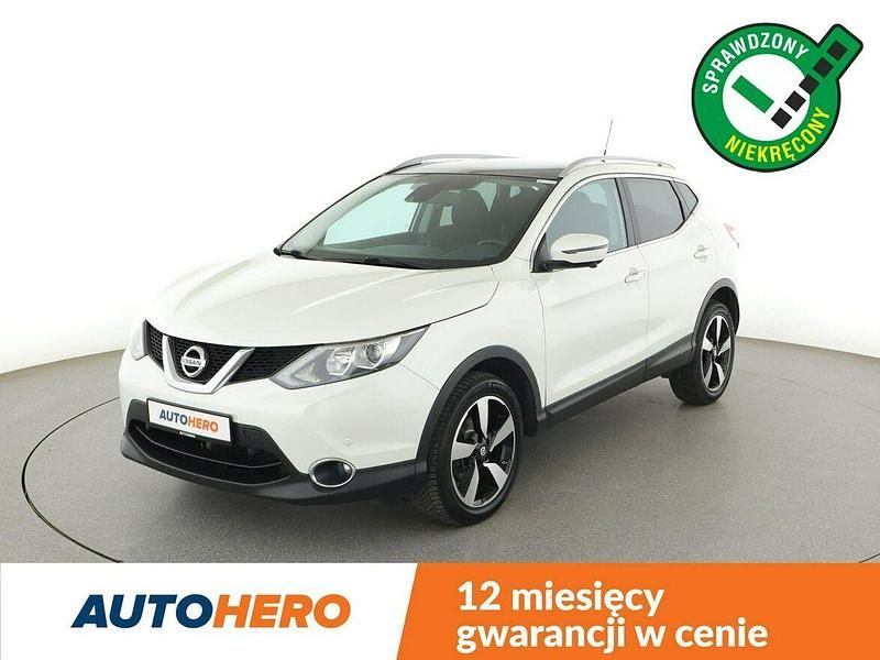 Biały Używany 2015 Nissan Qashqai SUV | 46 900 zł (Uczciwa cena) - Obraz 1/3