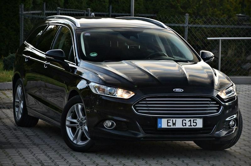 Czarny (metalik) Używany 2018 Ford Mondeo Kombi | 34 900 zł - Obraz 1/4