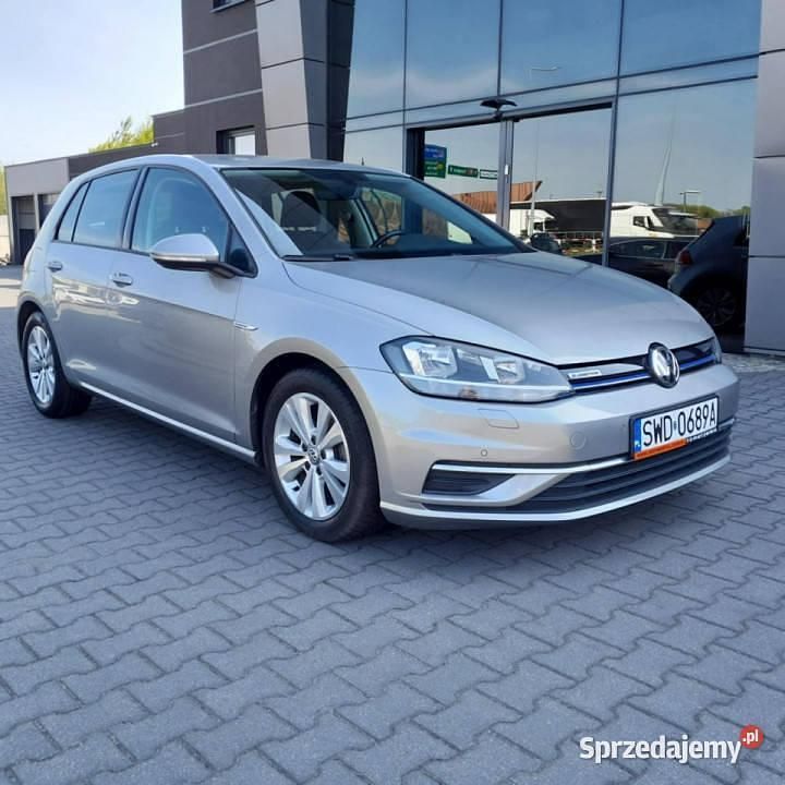 Szary Używany 2019 VW Golf VII Hatchback | 71 900 zł (Uczciwa cena) - Obraz 1/4