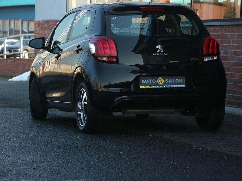 Używany Peugeot 108 72 KM (52 kW) 2020 Czarny (metalik, perła) Hatchback