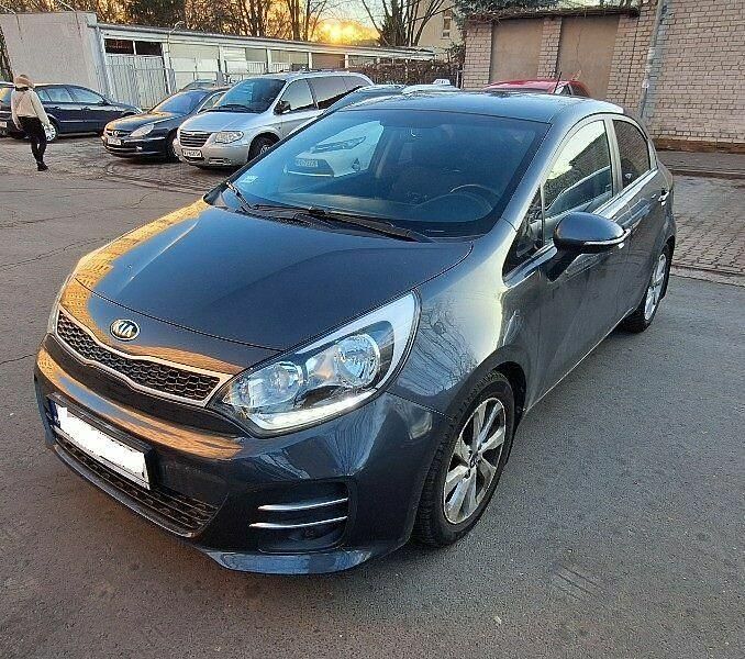 Inny kolor Używany 2015 Kia Rio Hatchback | 42 500 zł (Drogi) - Obraz 1/4