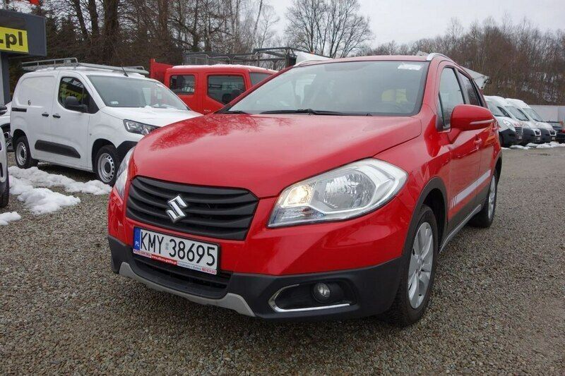Używany Suzuki SX4 S-Cross 120 KM (88 kW) 2014 Czerwony SUV