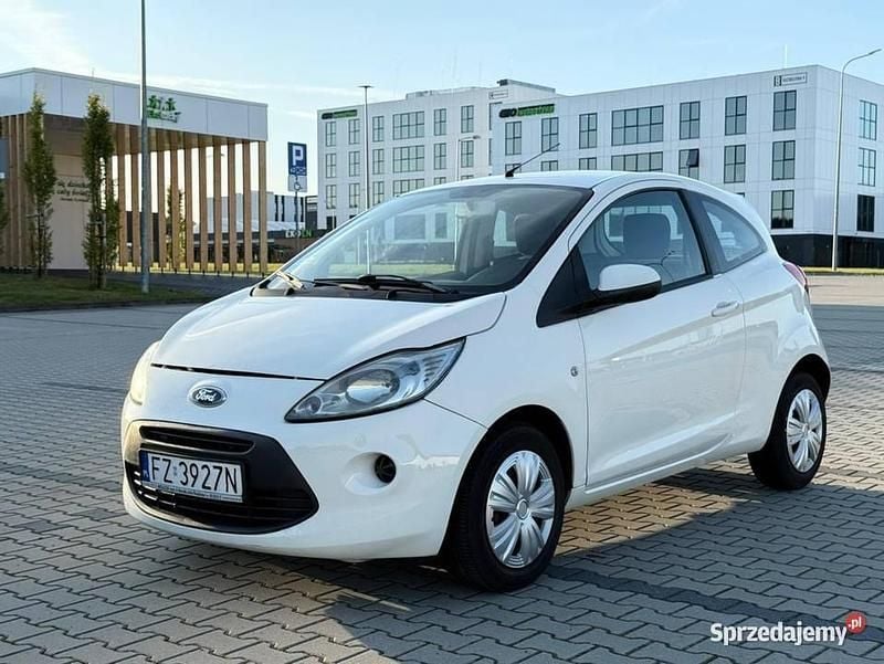 Biały Używany 2009 Ford Ka Hatchback | 5999 zł (Uczciwa cena) - Obraz 1/4