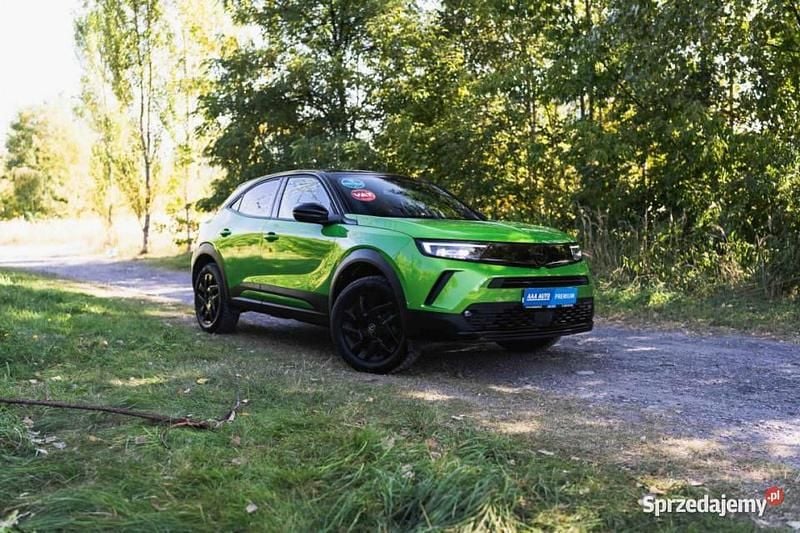 Zielony Używany 2024 Opel Mokka SUV | 91 999 zł (Dość drogi) - Obraz 1/4