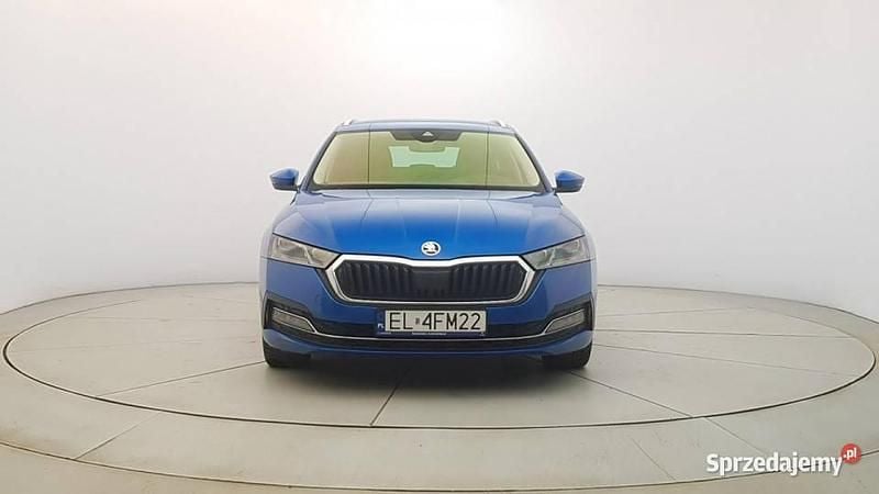 Niebieski (metalik) Używany 2022 Skoda Octavia Style Kombi | 84 850 zł (Drogi) - Obraz 1/4
