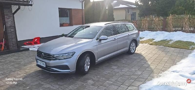 Używany VW Passat 150 KM (110 kW) 2022 Srebrny Kombi