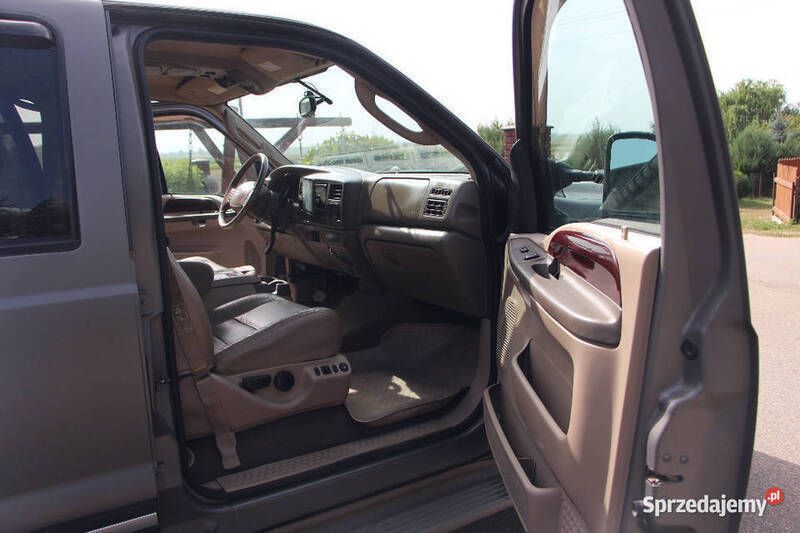 Używany 2004 Ford Excursion Limited SUV | 90 000 zł - Obraz 1/4