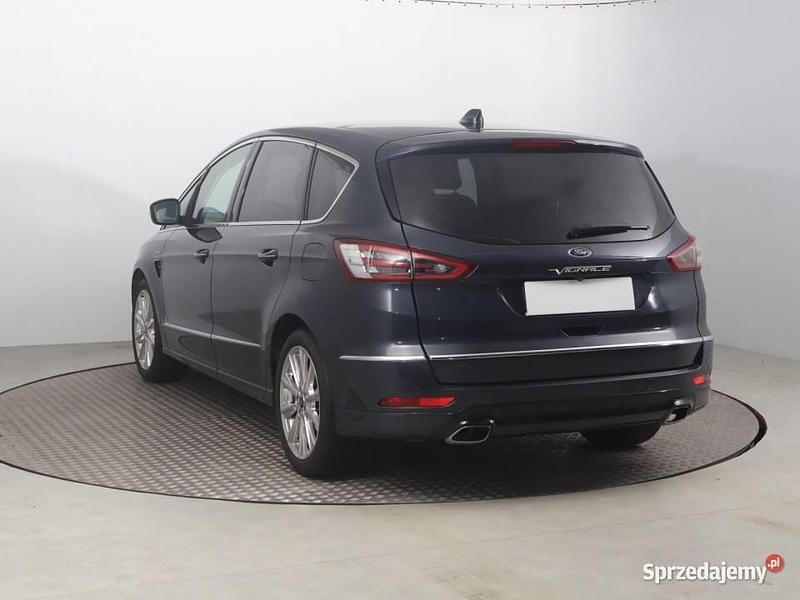 Używany Ford S-MAX S 2020 Czarny Minivan