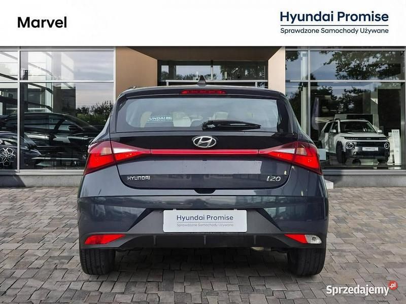 Używany Hyundai i20 Pure 100 KM (73 kW) 2023 Grafitowy Hatchback