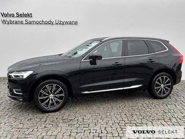 Czarny Używany 2021 Volvo XC60 SUV | 149 900 zł (Dobra cena) - Obraz 1/3