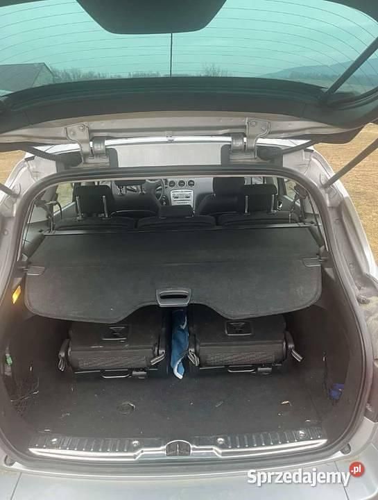 Używany Peugeot 308 2008 Srebrny Kombi