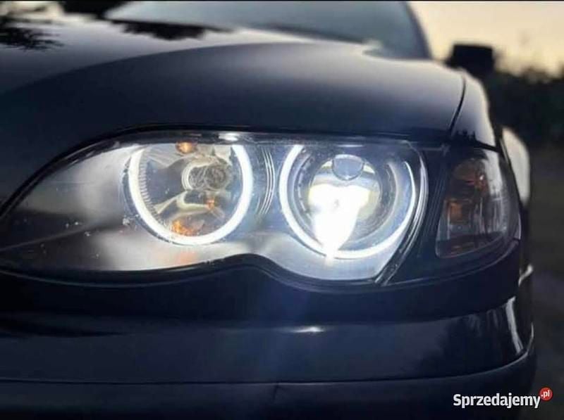 Używany BMW 320 2003 Czarny Sedan/Limuzyna