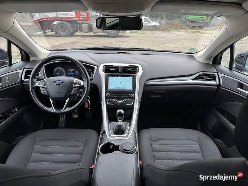Używany Ford Mondeo 160 KM (117 kW) 2018 Czarny Kombi