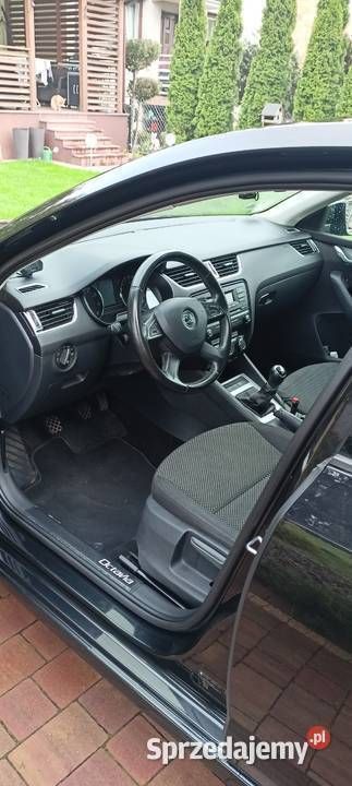 Używany Skoda Octavia 180 KM (132 kW) 2013 Czarny Hatchback