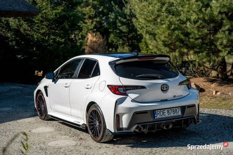 Biały Używany 2024 Toyota Corolla Sport Sedan/Limuzyna | 249 999 zł - Obraz 1/4