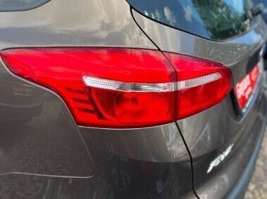 Inny kolor Używany 2017 Ford Focus Sedan/Limuzyna | 34 400 zł (Uczciwa cena) - Obraz 1/4