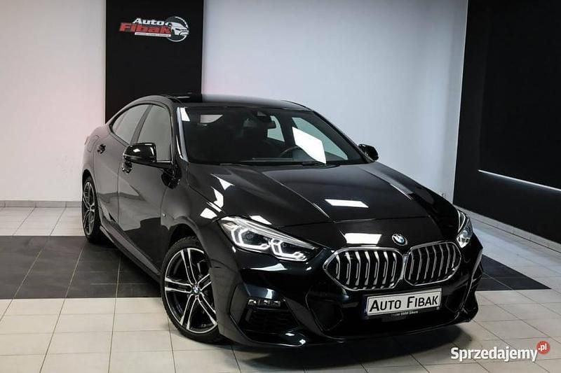 Czarny (metalik) Używany 2023 BMW 218 Sedan/Limuzyna | 119 900 zł (Dobra cena) - Obraz 1/4