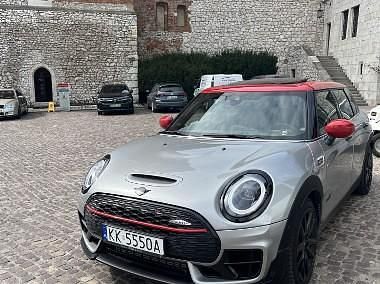 Srebrny Używany 2023 Mini John Cooper Works Clubman Kombi | 159 555 zł - Obraz 1/4