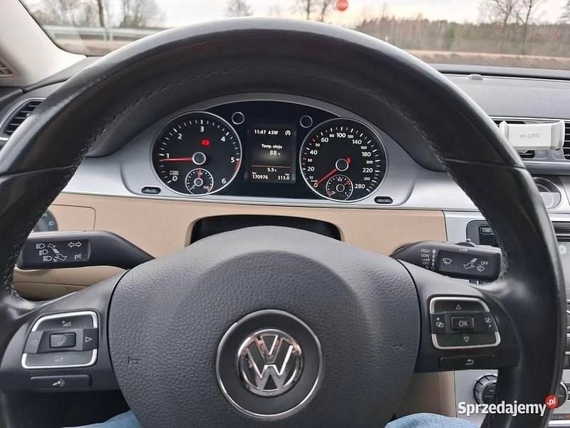 Używany VW CC 2014 Brązowy Sedan/Limuzyna