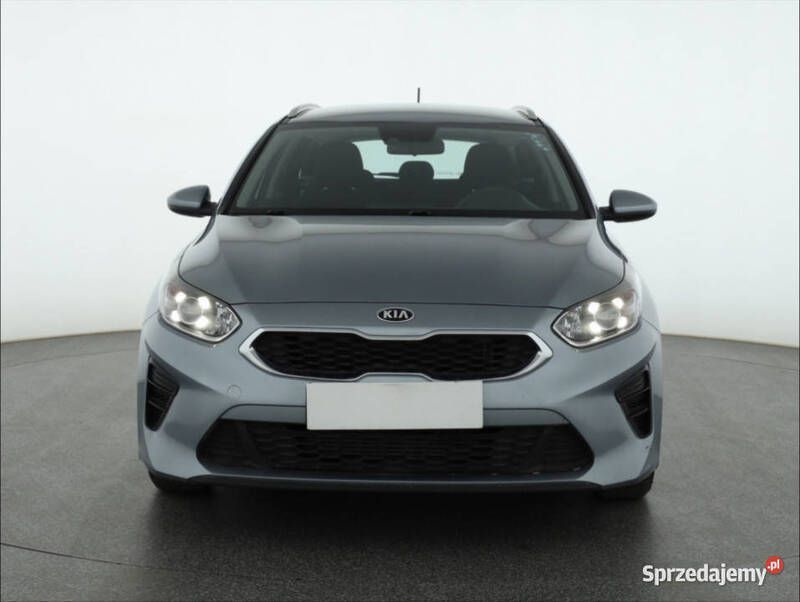 Szary Używany 2020 Kia Ceed 2 Kombi | 39 999 zł (Dobra cena) - Obraz 1/4