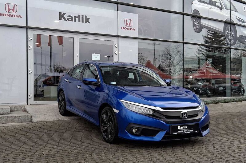 Brilliant sporty blu Używany 2018 Honda Civic Executive Sedan/Limuzyna | 55 900 zł (Uczciwa cena) - Obraz 1/4