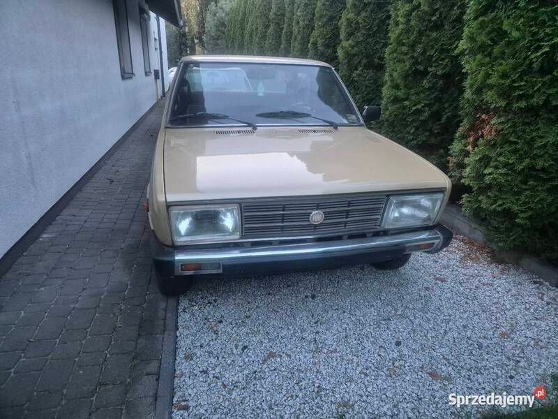 Złoty Używany 1981 Fiat 131 Sedan/Limuzyna | 20 000 zł - Obraz 1/4