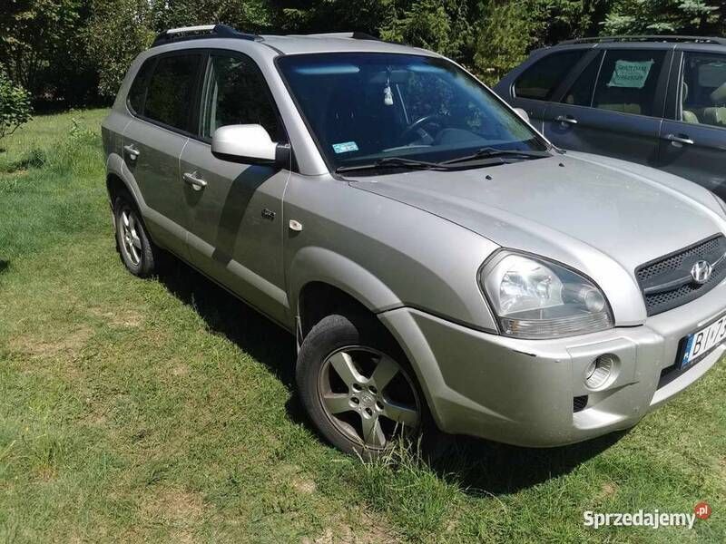 Srebrny Używany 2007 Hyundai Tucson SUV | 11 500 zł - Obraz 1/4