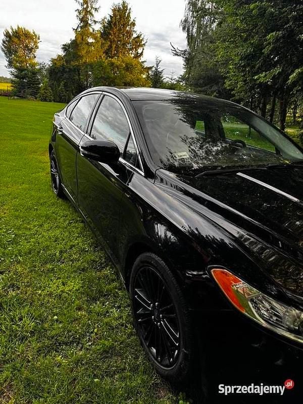 Używany 2016 Ford Fusion | 38 000 zł (Uczciwa cena) - Obraz 1/4
