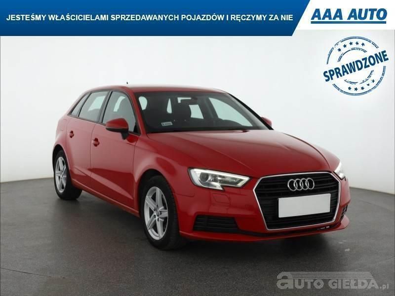 Czerwony Używany 2020 Audi A3 | 71 499 zł (Super Cena) - Obraz 1/4
