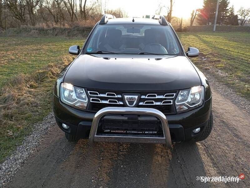Brązowy Używany 2016 Dacia Duster SUV | 33 600 zł (Super Cena) - Obraz 1/4