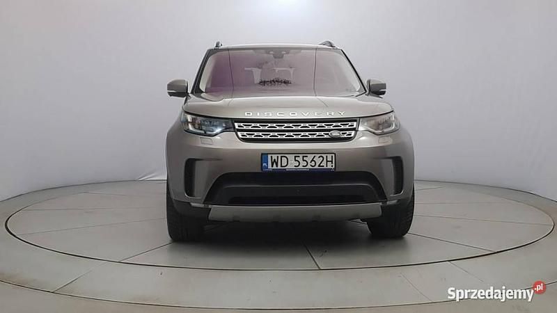 Grafitowy Używany 2017 Land Rover Discovery 5 HSE Luxury SUV | 144 800 zł - Obraz 1/4